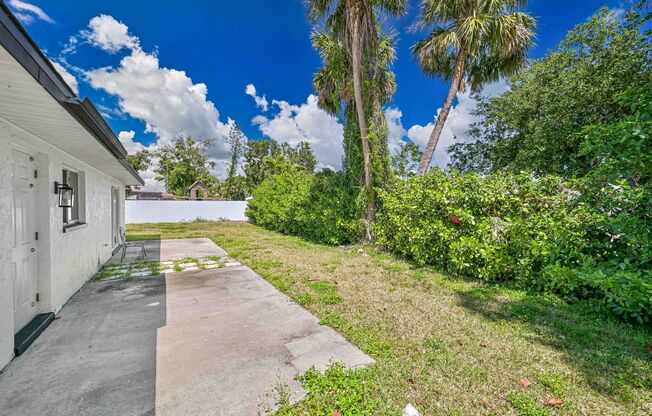 Charming 2-Bedroom Home in Prime Location!
