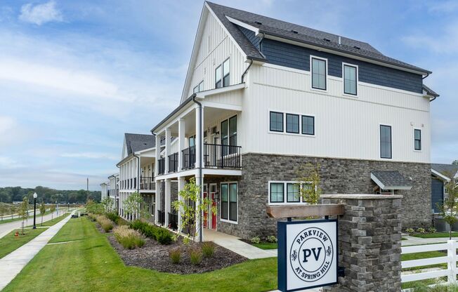 Parkview at Spring Hill Apartments