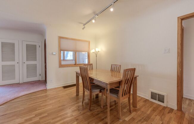 Architectural West Boulder Gem for Rent – Sunlit Solarium, Sauna & Mountain Views