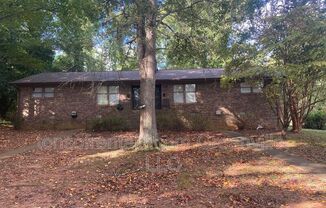 100 PINEBROOK RD