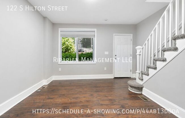 122 S HILTON ST