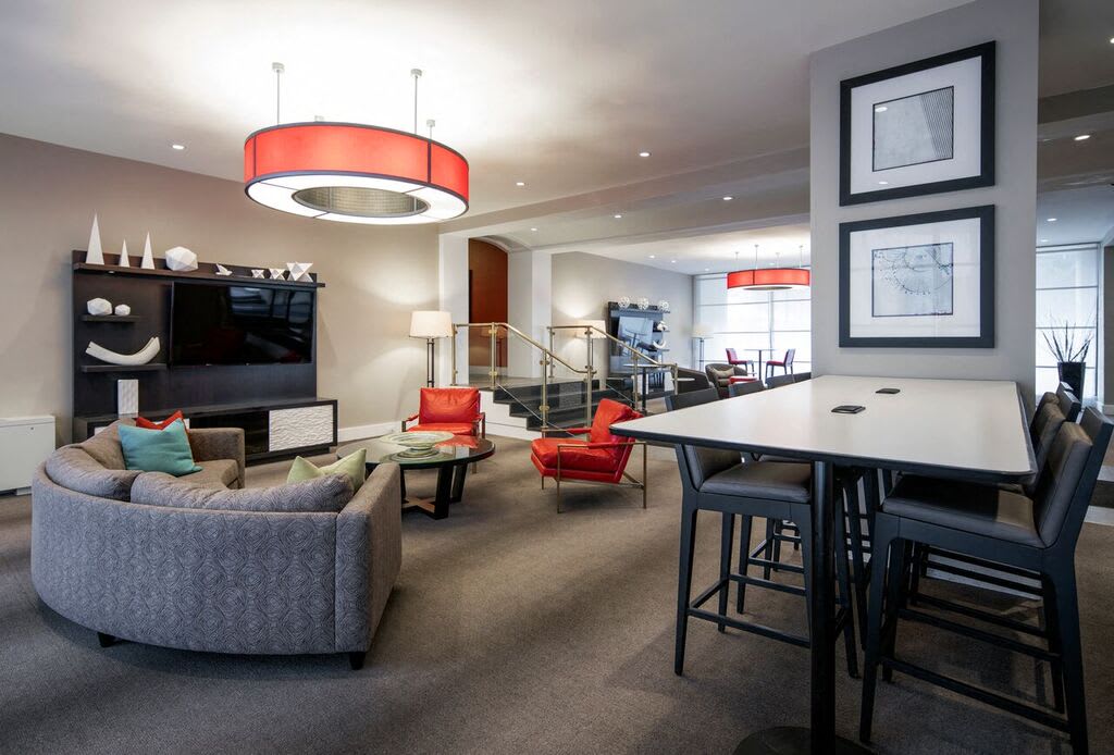 Enjoy Life At London Normandy House Apartments In Arlington VA