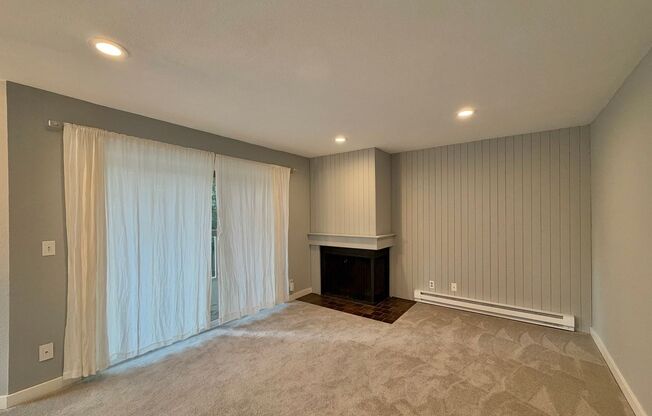 725 9th Ave S, Unit 202,