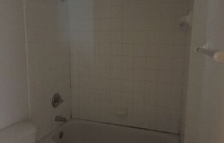 1 bed, 1 bath, $1,100