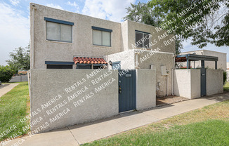 5206 N 42 DR