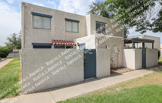 5206 N 42 DR