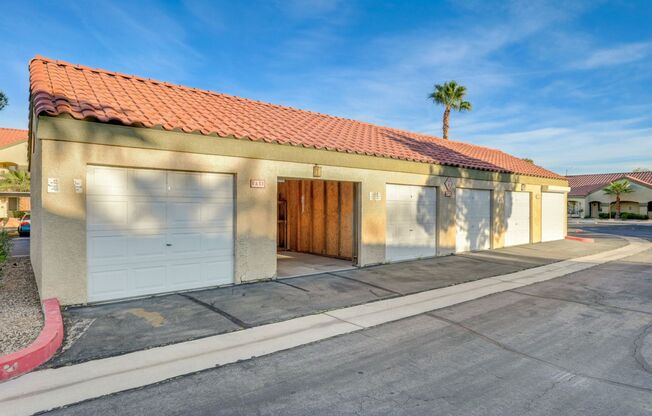 2 beds, 2 baths, $1,650, Unit # 1071