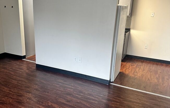 1 bed, 1 bath, 760 sqft, $1,025, Unit 103N