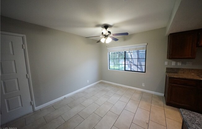 4231 Sanderling Circle #270