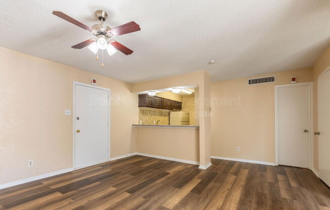Studio, 1 bath, 402 sqft, $750, Unit 1701