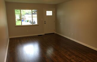 2 beds, 1 bath, 770 sqft, $1,295