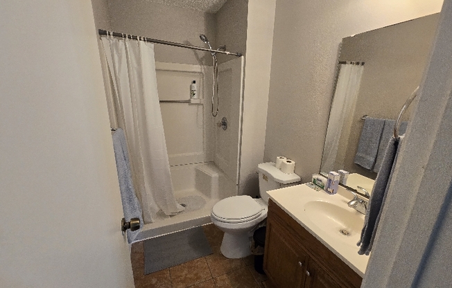 2325 Parrot Lane