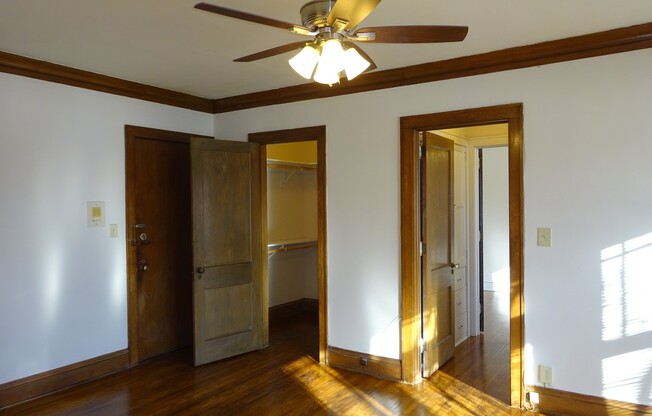12  -  3518 Nicollet