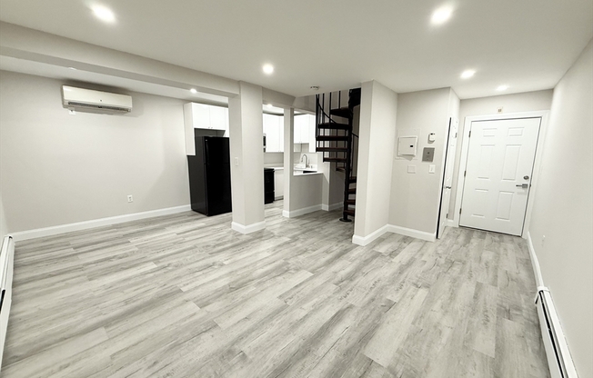15 Ruggles Street