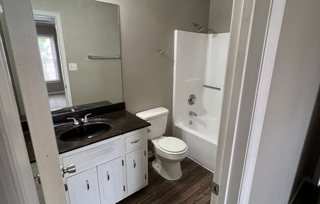 3 Bedroom Home close to I24