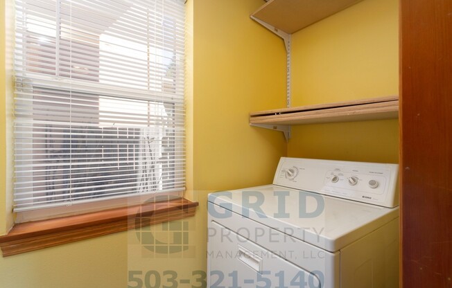 3 beds, 2 baths, $2,900