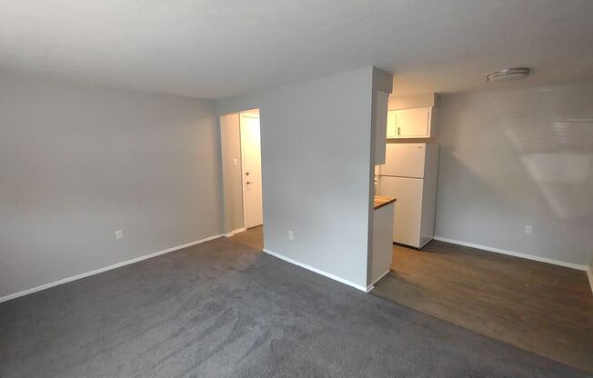 1 bed, 1 bath, 450 sqft, $865, Unit J204
