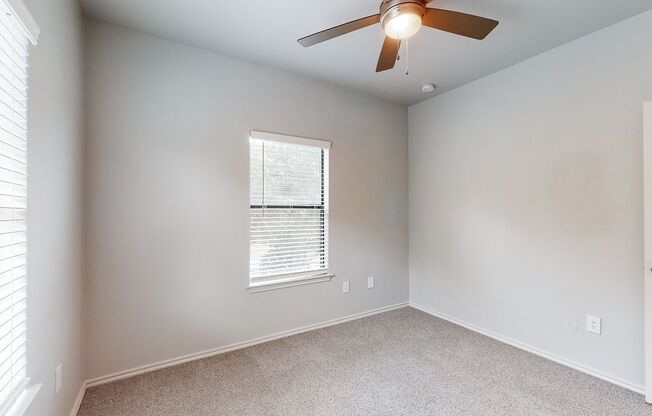 3 beds, 2 baths, 1,150 sqft, $1,438