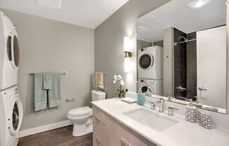 guest bathroom at Link + Mural, Washington