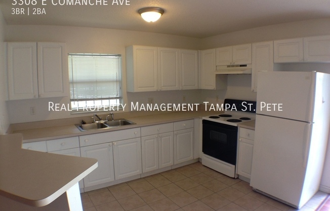 3308 E COMANCHE AVE