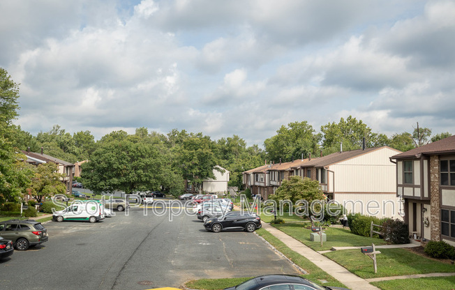 113 BOURBON CT
