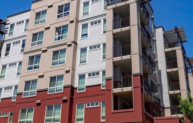 2 beds, 2 baths, 1,079 sqft, $3,195, Unit 514
