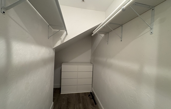 Studio, 1 bath, 500 sqft, $2,900, Unit 305