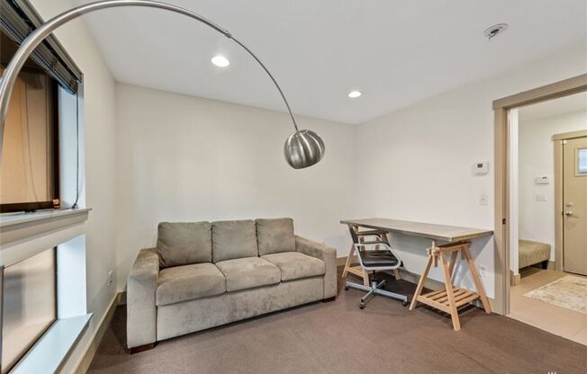 2Bd/1.75Ba Seattle Townhouse