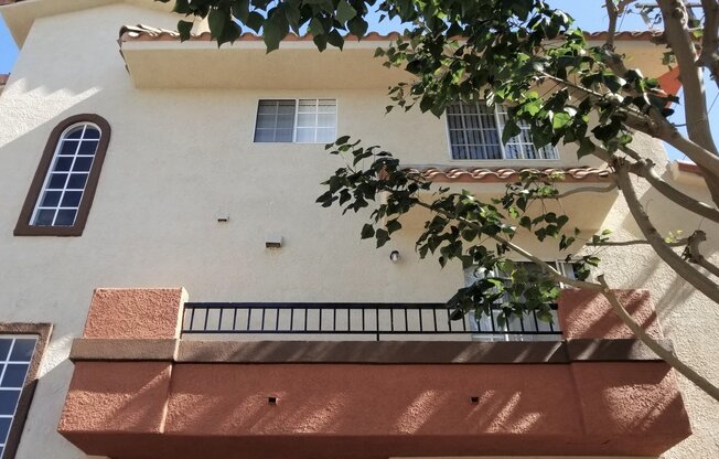 1 bed, 1 bath, 650 sqft, $2,475, Unit 8555-211