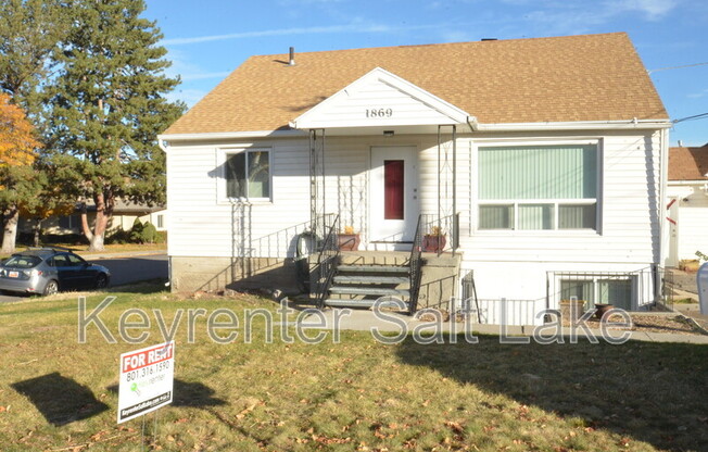 2 beds, 1 bath, 1,000 sqft, $1,095