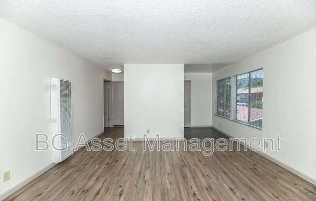 3600 DIMOND AVE