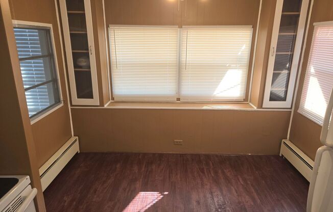 1 bed, 1 bath, $1,250