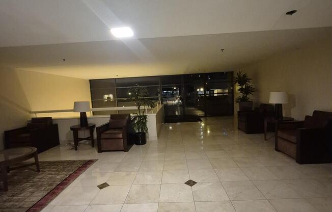 2 beds, 2 baths, 1,264 sqft, $3,100, Unit 207