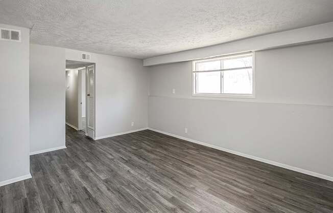 Renovated apartment homes at Old Mill in Omaha, NE