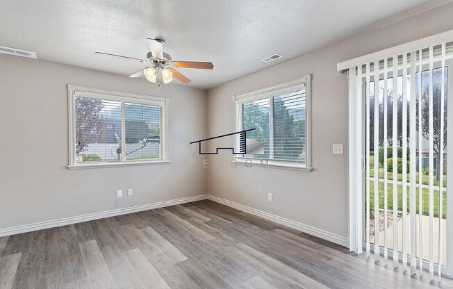 Fantastic Ogden 3 Bedrooom Townhouse!