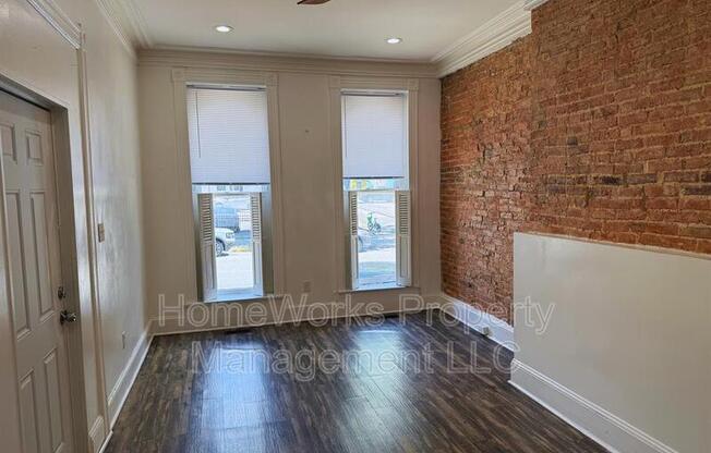 1824 SAINT PAUL ST