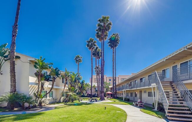 Studio, 1 bath, 370 sqft, $1,595, Unit #135