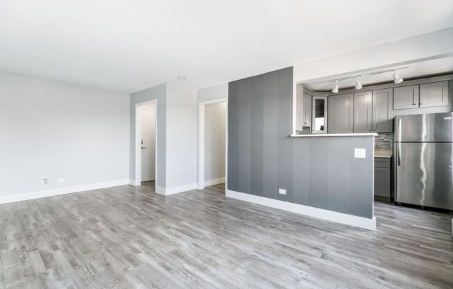 1 bed, 1 bath, 595 sqft, $2,200, Unit 1204