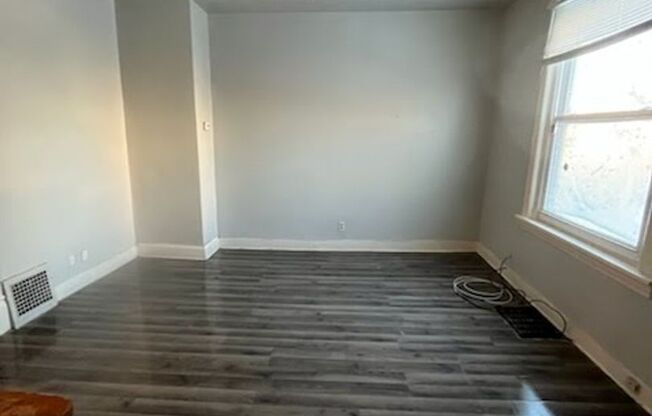 2903 -2905 W Pierce St.