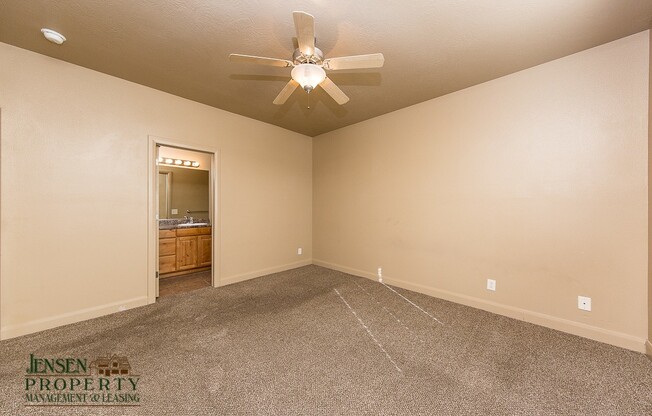 3 beds, 2 baths, $1,725