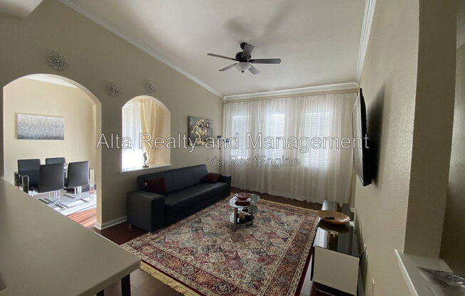1 bed, 1 bath, 851 sqft, $1,300, Unit Apartment 2405