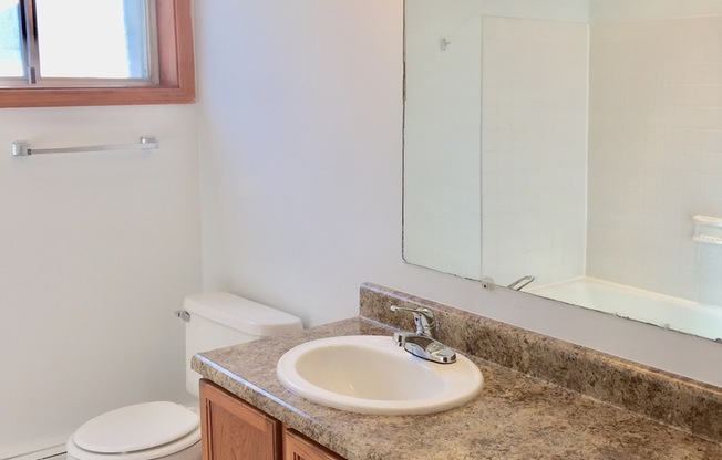 1 bed, 1 bath, 800 sqft, $1,195, Unit 11