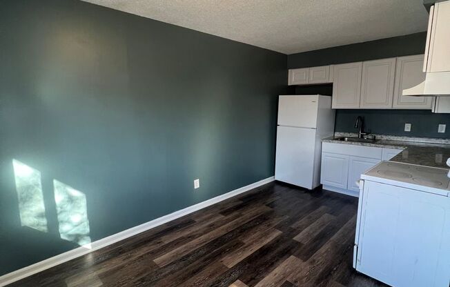 2 beds, 1 bath, $800, Unit 3520 Apt 5