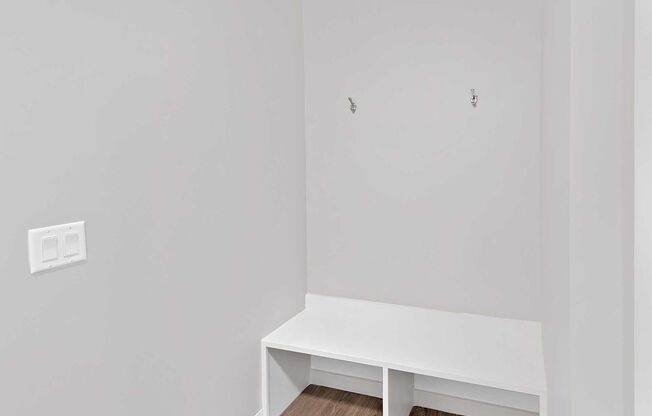 1 bed, 1 bath, $1,485, Unit B203