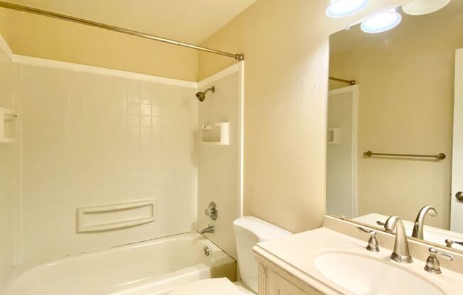 2 beds, 2 baths, $2,050, Unit # 104