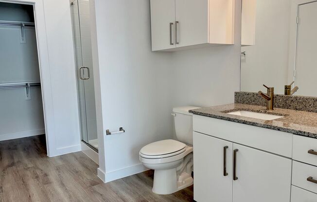 2 beds, 2 baths, 1,000 sqft, $1,595, Unit 3219