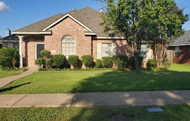 924 HILLRISE DR