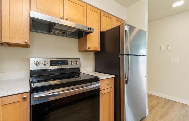 2 beds, 2 baths, 1,005 sqft, $2,895, Unit 504
