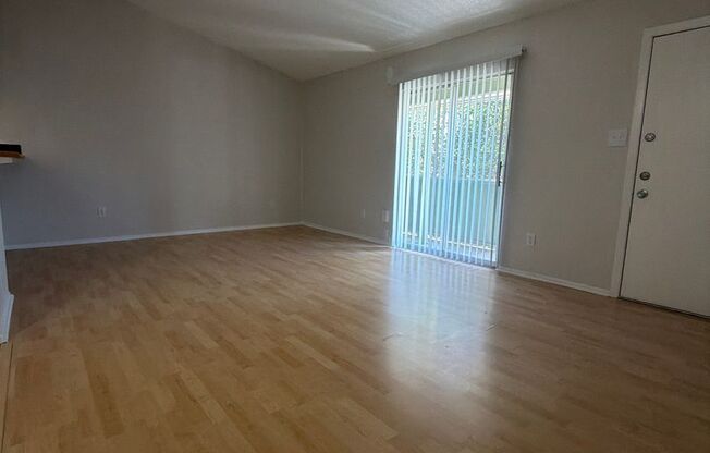 1 bed, 1 bath, 700 sqft, $1,254, Unit OCR-214