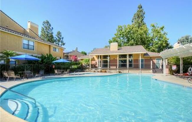 1 bed, 1 bath, $2,100, Unit # 2906